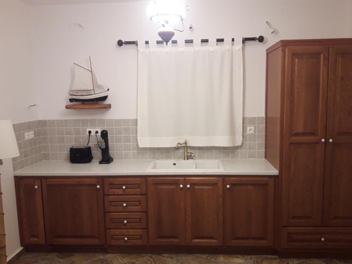 Villa Almyra Aegina Zewnętrze zdjęcie
